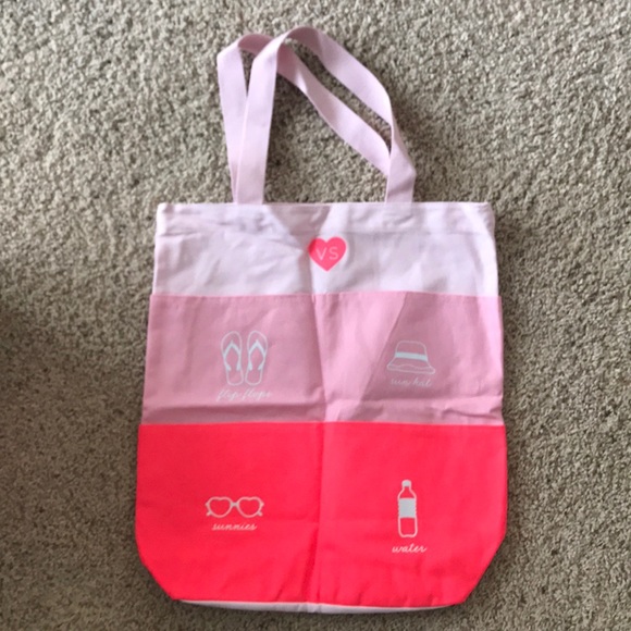 Super Cute Beach Bag With 4 Pockets! New! - Picture 1 of 3